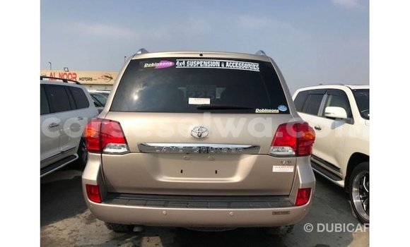 Buy Import Toyota Land Cruiser Other Car in Import - Dubai in East Mahé Buy Import Toyota Land Cruiser Other Car in Import - Dubai in East Mahé