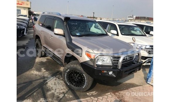 Buy Import Toyota Land Cruiser Other Car in Import - Dubai in East Mahé Buy Import Toyota Land Cruiser Other Car in Import - Dubai in East Mahé