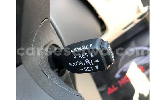 Buy Import Toyota Prado White Car in Import - Dubai in East Mahé Buy Import Toyota Prado White Car in Import - Dubai in East Mahé