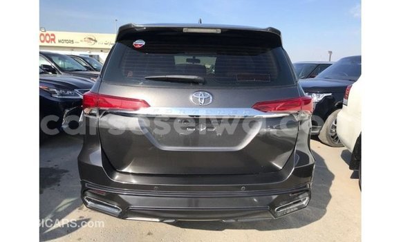 Buy Import Toyota Fortuner Other Car in Import - Dubai in East Mahé Buy Import Toyota Fortuner Other Car in Import - Dubai in East Mahé