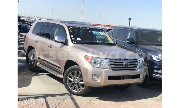Acheter Import Voiture Toyota Land Cruiser Autre à Import - Dubai, East Mahé Acheter Import Voiture Toyota Land Cruiser Autre à Import - Dubai, East Mahé