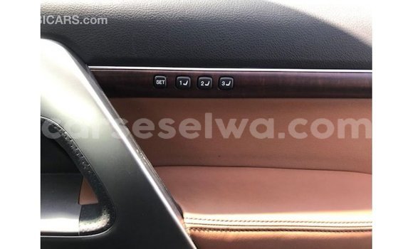 Acheter Import Voiture Toyota Land Cruiser Autre à Import - Dubai, East Mahé Acheter Import Voiture Toyota Land Cruiser Autre à Import - Dubai, East Mahé