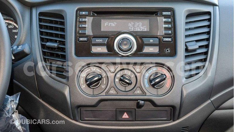 Big with watermark mitsubishi l200 east mahe import dubai 5935