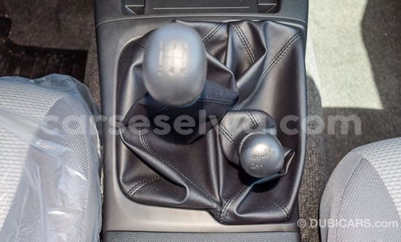 Acheter Import Voiture Mitsubishi L200 Blanc à Import - Dubai, East Mahé Acheter Import Voiture Mitsubishi L200 Blanc à Import - Dubai, East Mahé