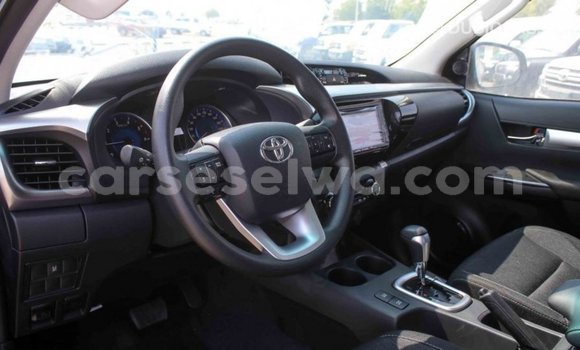 Acheter Import Voiture Toyota Hilux Autre à Import - Dubai, East Mahé Acheter Import Voiture Toyota Hilux Autre à Import - Dubai, East Mahé