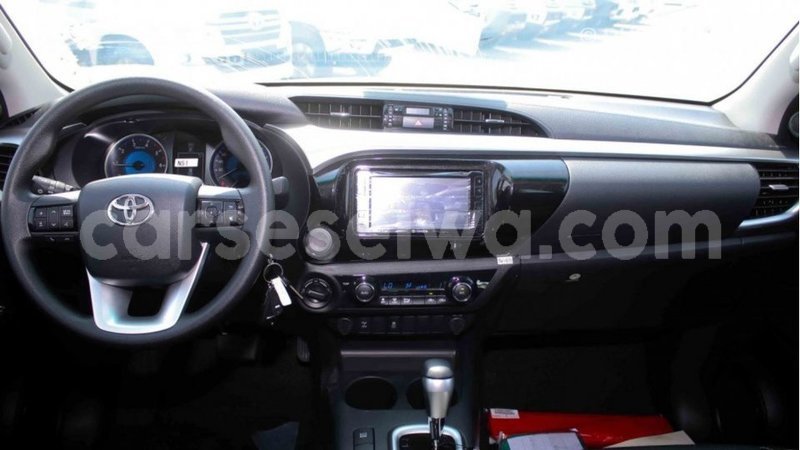 Big with watermark toyota hilux east mahe import dubai 5941