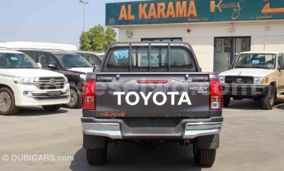 Acheter Import Voiture Toyota Hilux Autre à Import - Dubai, East Mahé Acheter Import Voiture Toyota Hilux Autre à Import - Dubai, East Mahé