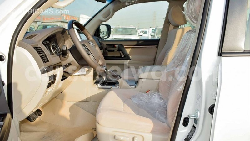 Big with watermark toyota land cruiser east mahe import dubai 5948