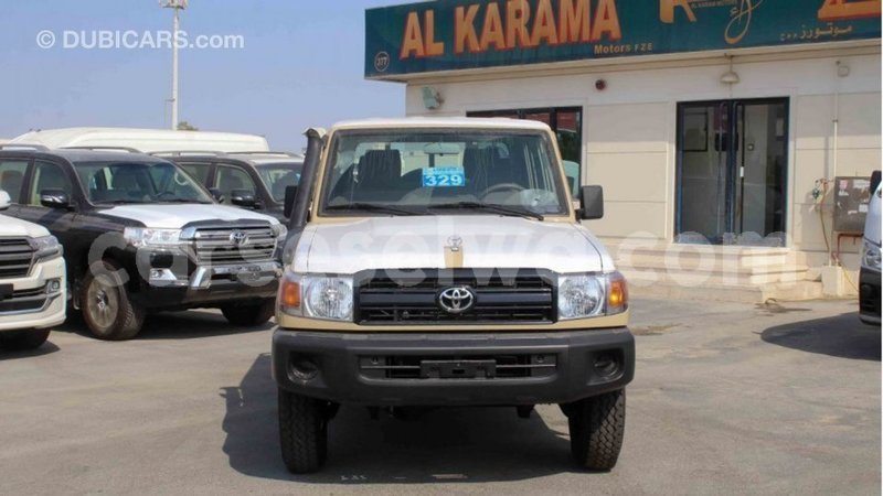 Big with watermark toyota land cruiser east mahe import dubai 5949