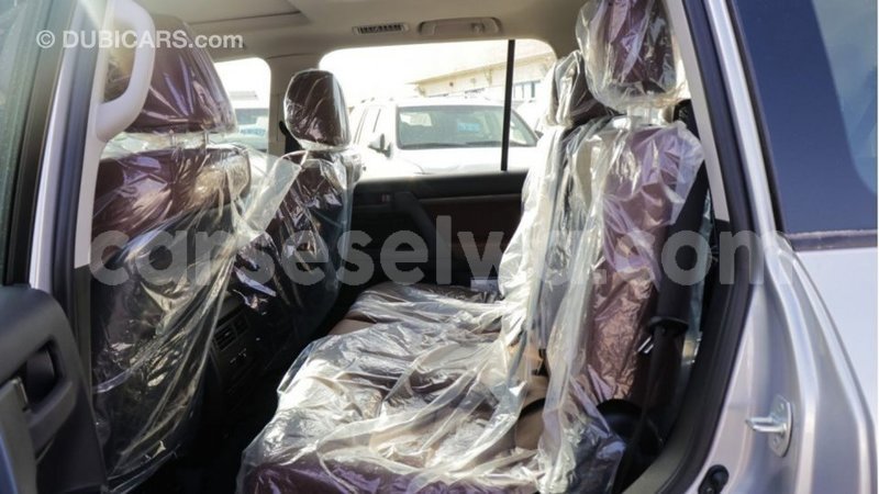 Big with watermark toyota land cruiser east mahe import dubai 5950