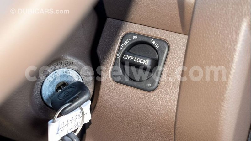 Big with watermark toyota land cruiser east mahe import dubai 5951