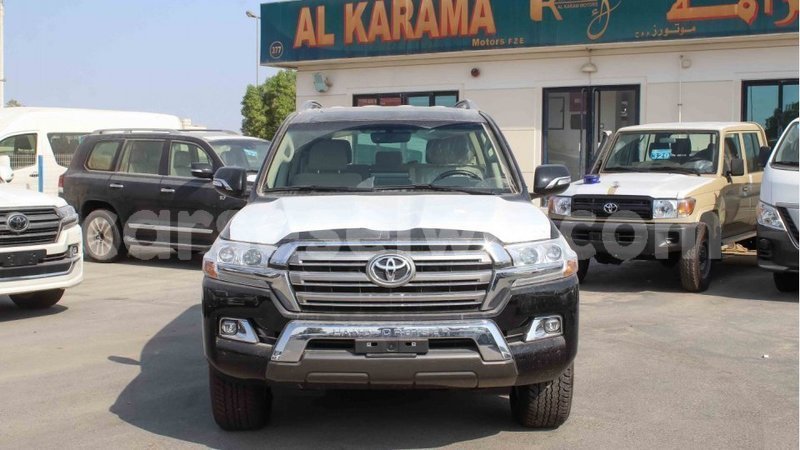 Big with watermark toyota land cruiser east mahe import dubai 5952