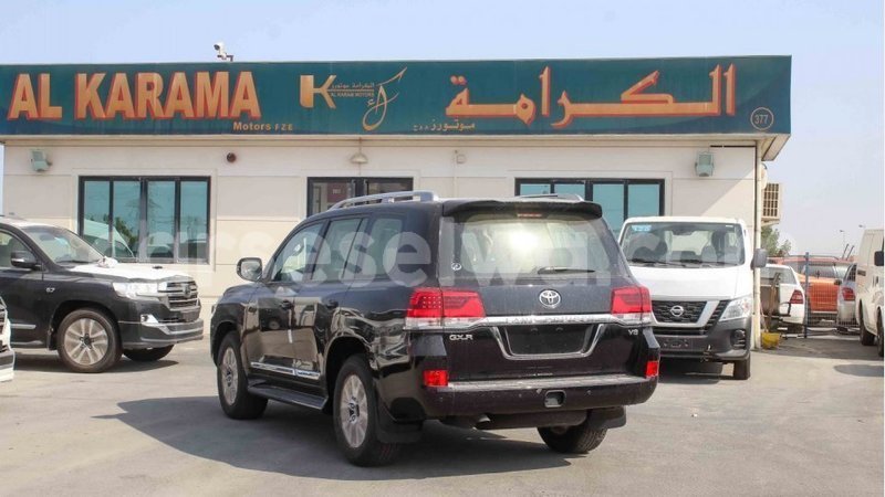 Big with watermark toyota land cruiser east mahe import dubai 5952