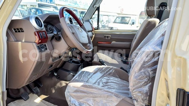 Big with watermark toyota land cruiser east mahe import dubai 5954