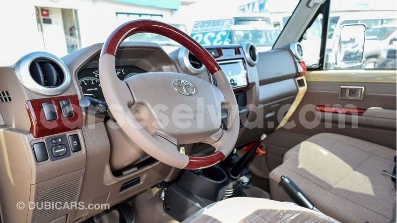 Big with watermark toyota land cruiser east mahe import dubai 5954