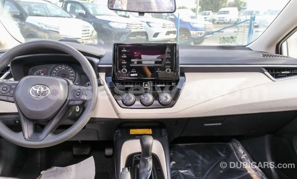 Acheter Import Voiture Toyota Corolla Blanc à Import - Dubai, East Mahé Acheter Import Voiture Toyota Corolla Blanc à Import - Dubai, East Mahé