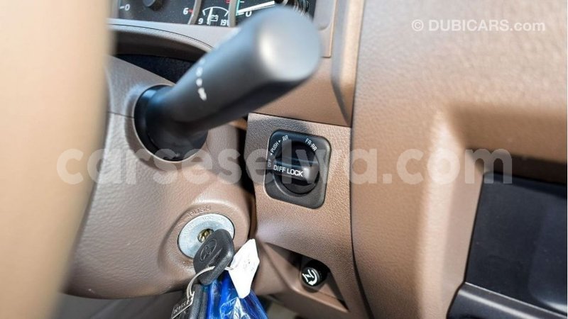 Big with watermark toyota land cruiser east mahe import dubai 5959