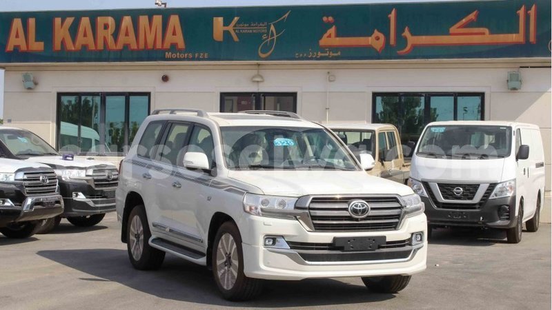 Big with watermark toyota land cruiser east mahe import dubai 5962