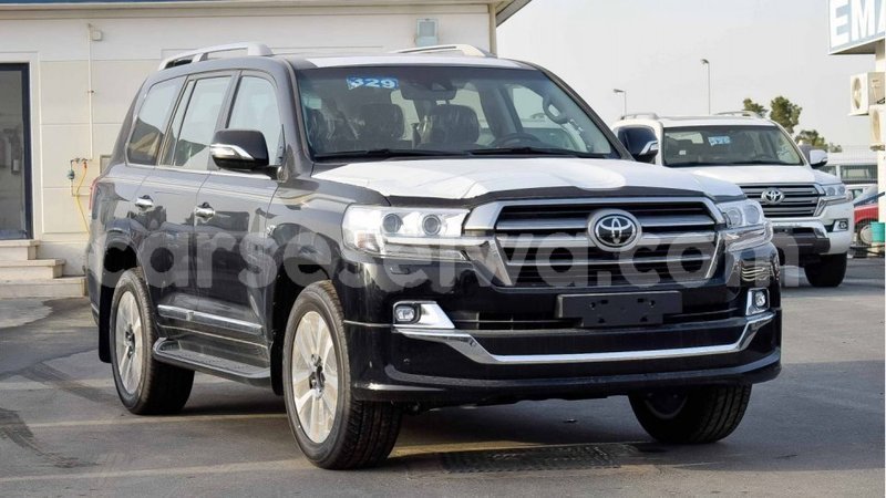 Big with watermark toyota land cruiser east mahe import dubai 5963