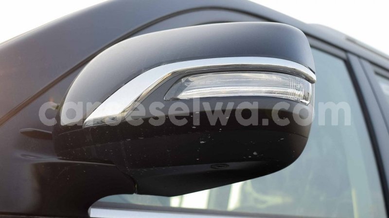 Big with watermark toyota land cruiser east mahe import dubai 5963