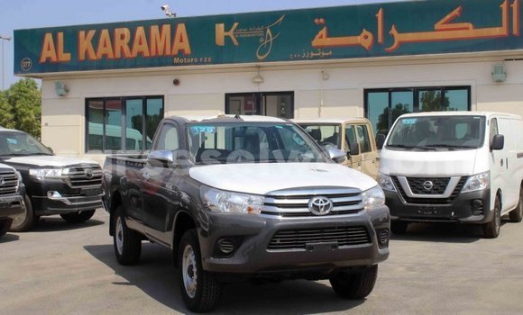 Acheter Import Voiture Toyota Hilux Autre à Import - Dubai, East Mahé Acheter Import Voiture Toyota Hilux Autre à Import - Dubai, East Mahé