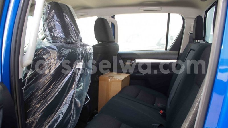 Big with watermark toyota hilux east mahe import dubai 5971