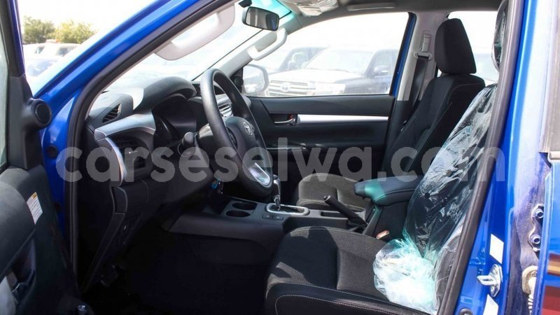 Big with watermark toyota hilux east mahe import dubai 5971