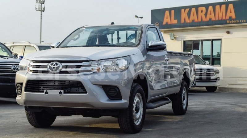 Big with watermark toyota hilux east mahe import dubai 5972