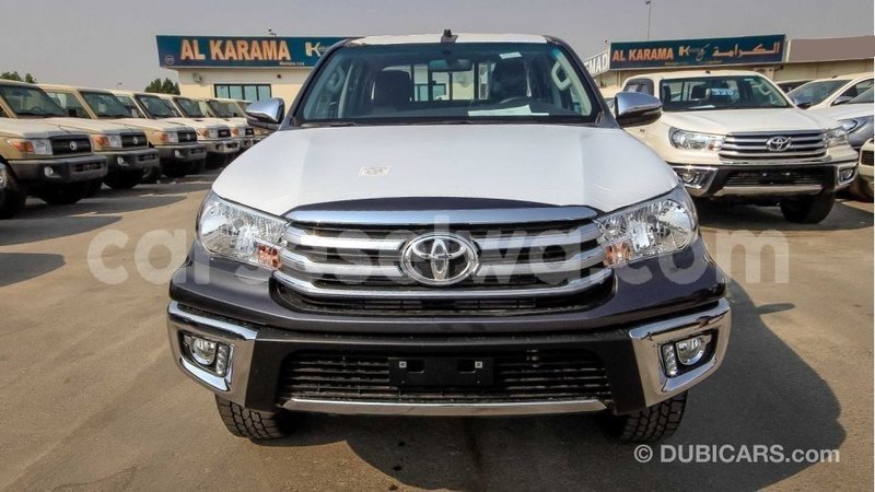 Big with watermark toyota hilux east mahe import dubai 5973