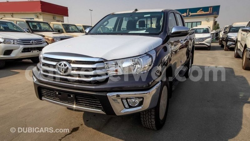 Big with watermark toyota hilux east mahe import dubai 5973