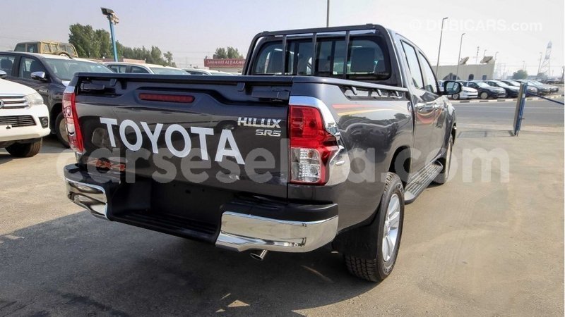Big with watermark toyota hilux east mahe import dubai 5973