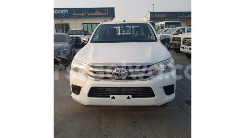 Big with watermark toyota hilux east mahe import dubai 5975