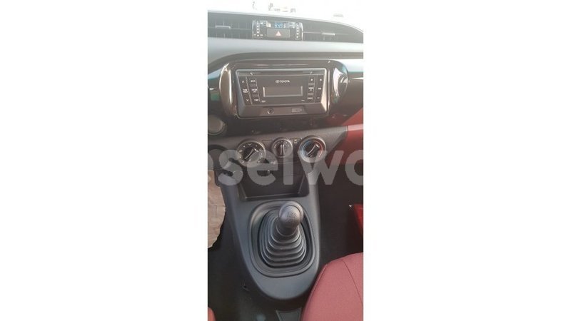 Big with watermark toyota hilux east mahe import dubai 5975
