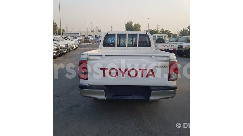 Big with watermark toyota hilux east mahe import dubai 5975