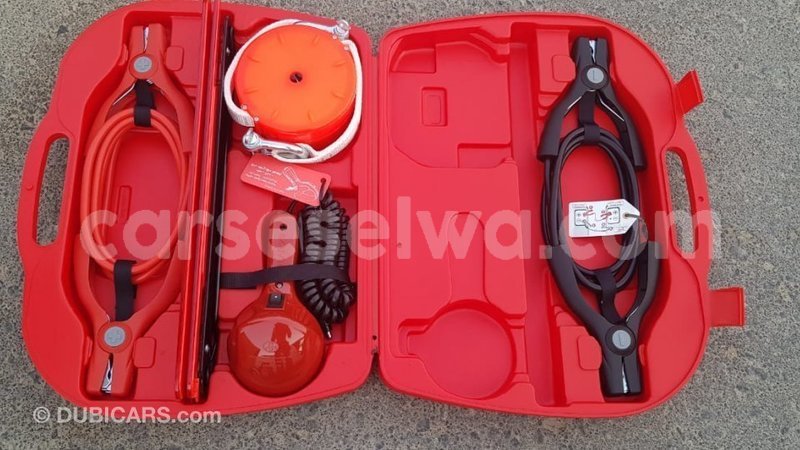 Big with watermark toyota hilux east mahe import dubai 5975