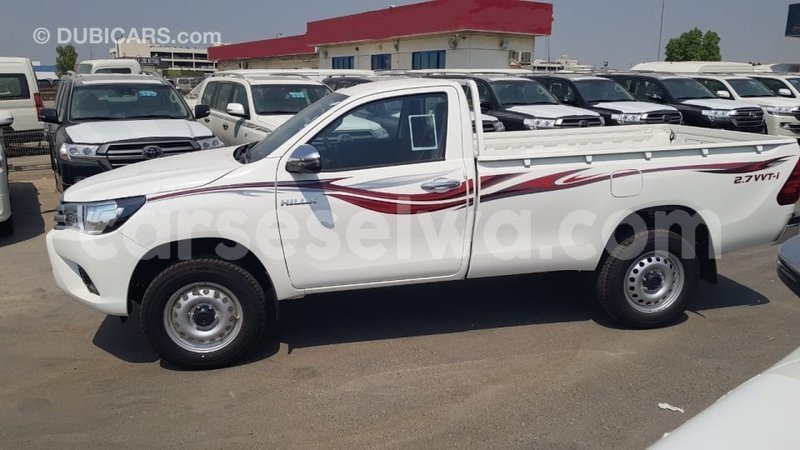 Big with watermark toyota hilux east mahe import dubai 5979