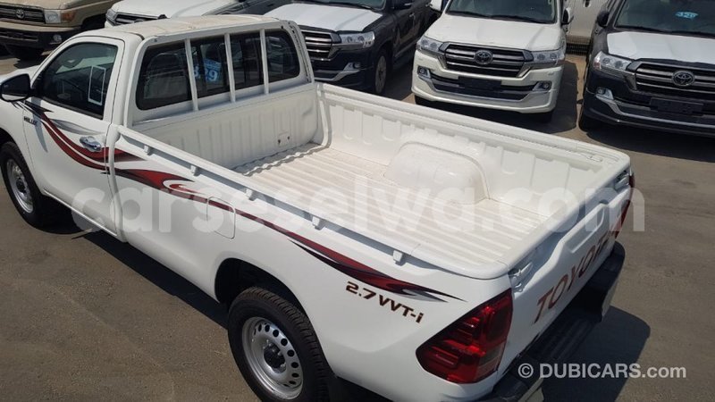 Big with watermark toyota hilux east mahe import dubai 5979