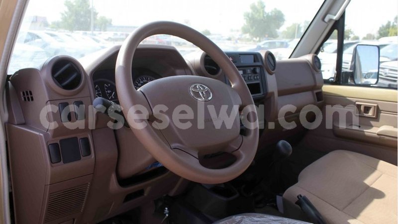 Big with watermark toyota land cruiser east mahe import dubai 5981