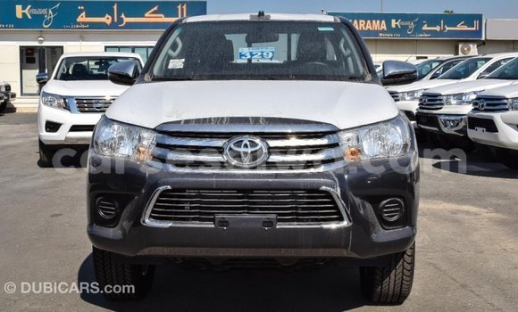 Acheter Import Voiture Toyota Hilux Autre à Import - Dubai, East Mahé Acheter Import Voiture Toyota Hilux Autre à Import - Dubai, East Mahé
