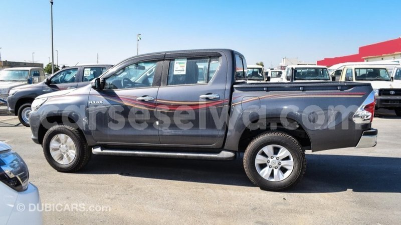 Big with watermark toyota hilux east mahe import dubai 5983