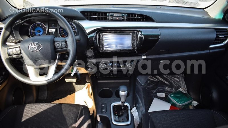 Big with watermark toyota hilux east mahe import dubai 5984