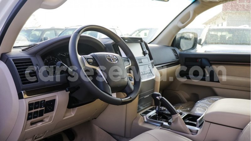 Big with watermark toyota land cruiser east mahe import dubai 5997