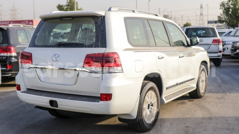 Big with watermark toyota land cruiser east mahe import dubai 5997
