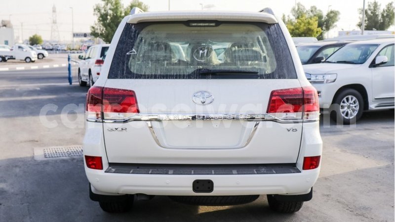 Big with watermark toyota land cruiser east mahe import dubai 5997