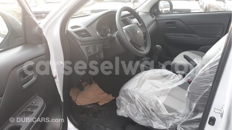 Big with watermark mitsubishi l200 east mahe import dubai 5998