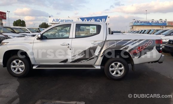 Acheter Import Voiture Mitsubishi L200 Blanc à Import - Dubai, East Mahé Acheter Import Voiture Mitsubishi L200 Blanc à Import - Dubai, East Mahé