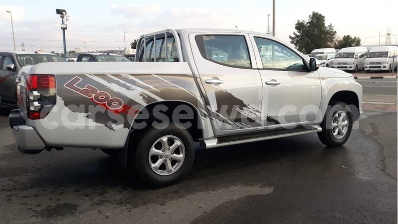 Big with watermark mitsubishi l200 east mahe import dubai 5998