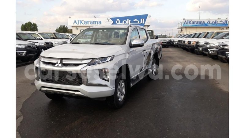 Big with watermark mitsubishi l200 east mahe import dubai 5999
