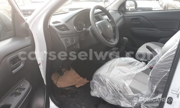 Acheter Import Voiture Mitsubishi L200 Blanc à Import - Dubai, East Mahé Acheter Import Voiture Mitsubishi L200 Blanc à Import - Dubai, East Mahé