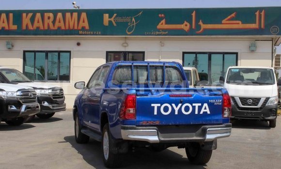 Acheter Import Voiture Toyota Hilux Bleu à Import - Dubai, East Mahé Acheter Import Voiture Toyota Hilux Bleu à Import - Dubai, East Mahé